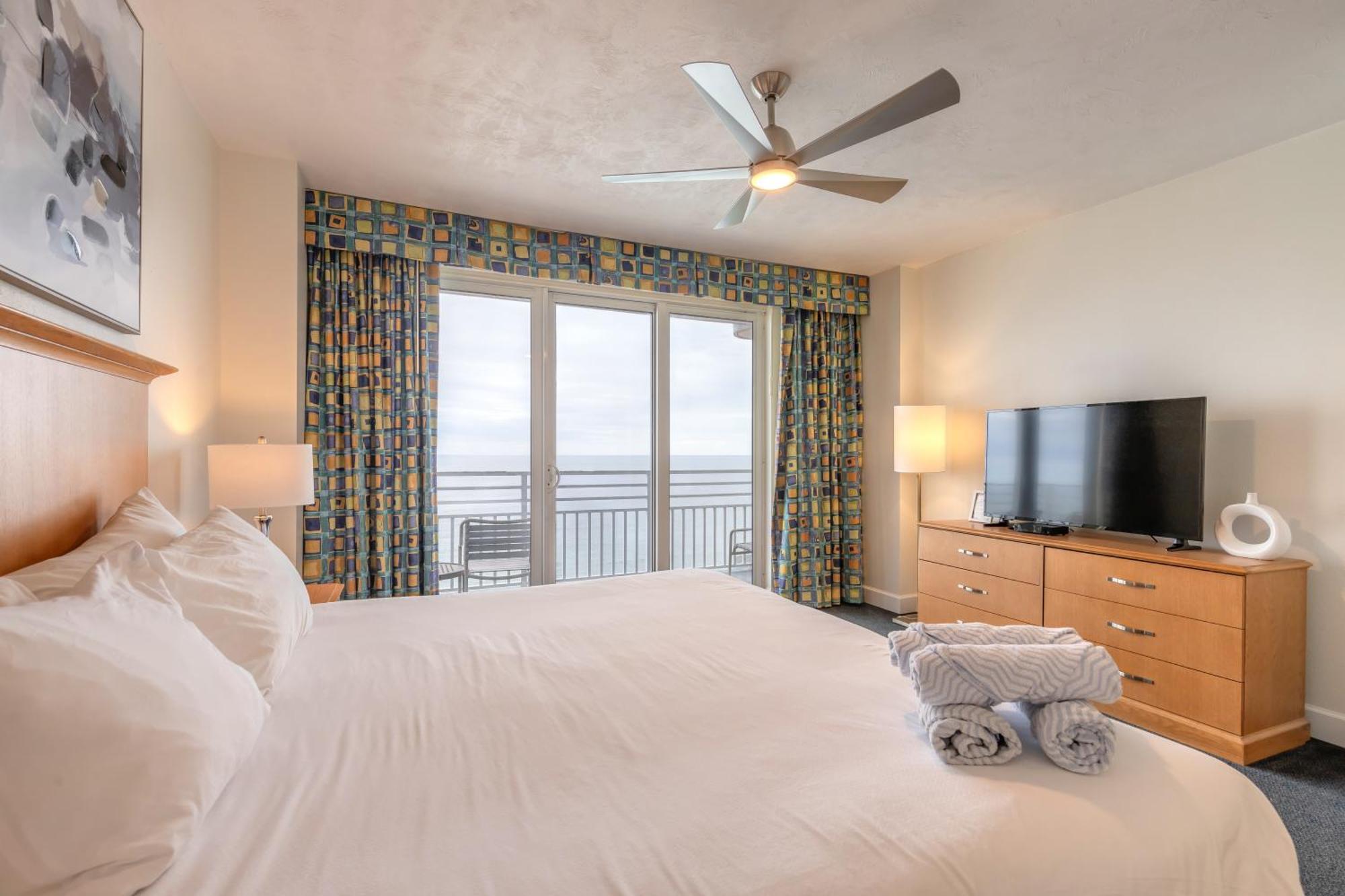 Beachfront Bliss At Ocean Walk Resort - Unit 1701 เดย์โทนาบีช ภายนอก รูปภาพ